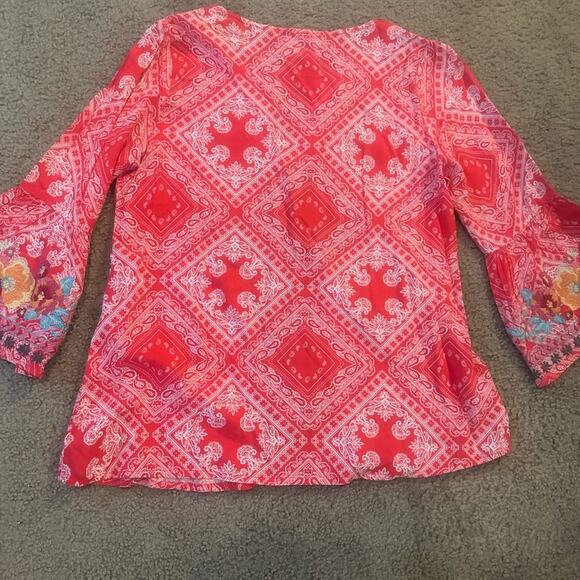 SAVANNA JANE BOHO EMBROIDERED TOP BELL SLEEVES RAYON V NECK SMALL ALL SEASONS - Picture 7 of 14